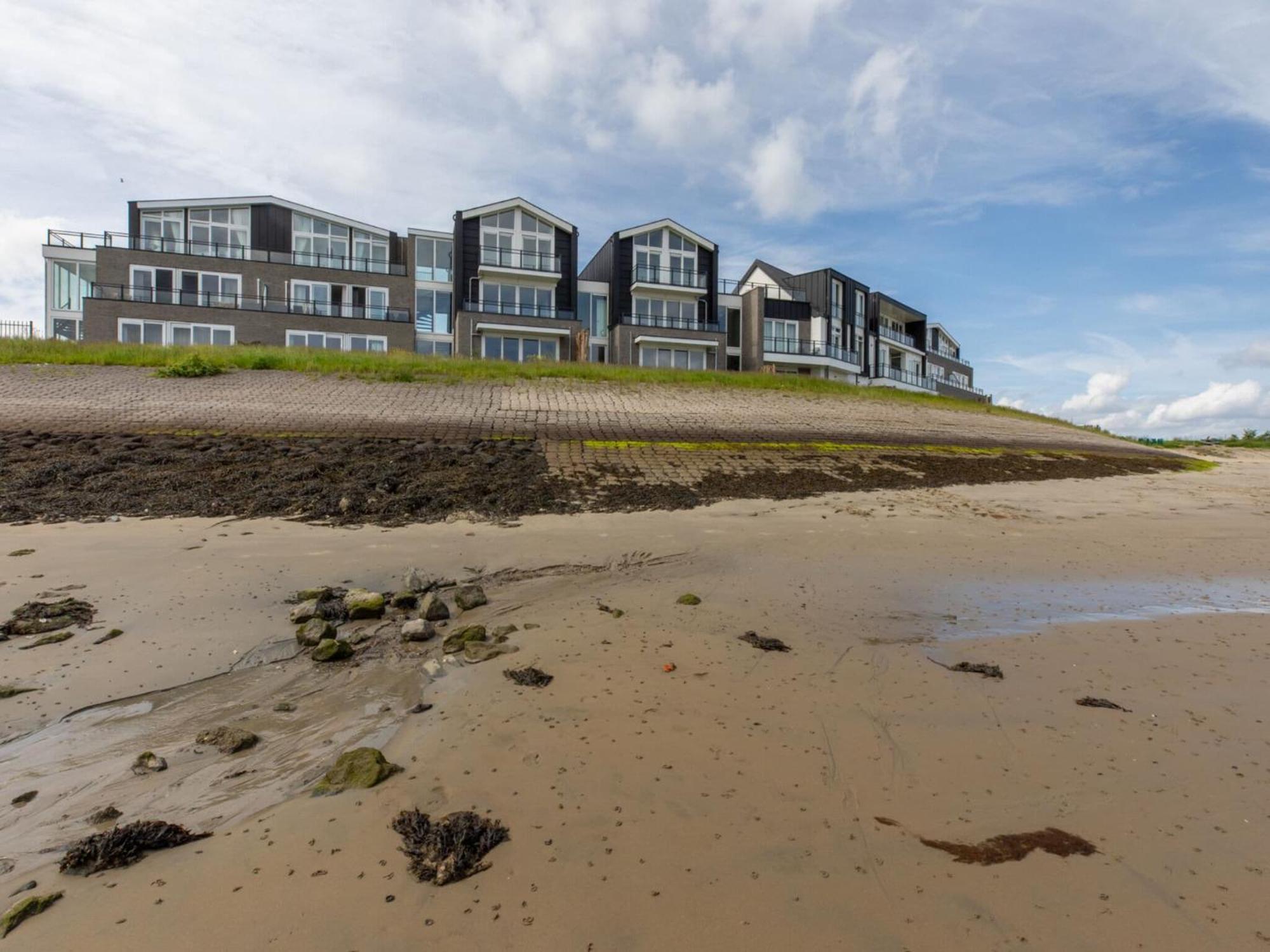Luxury With Water Views Vakantiehuis Sint-Annaland