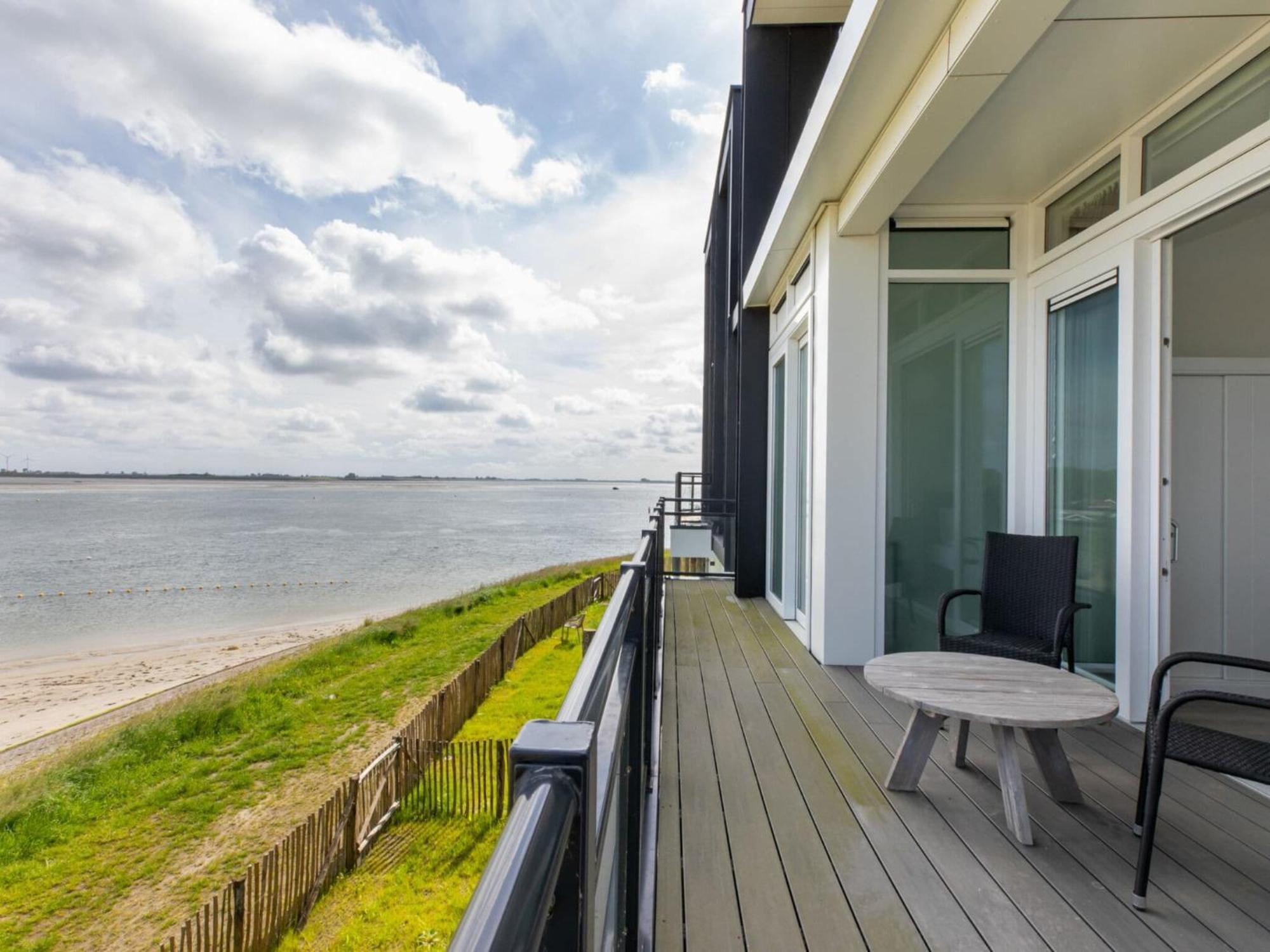 Luxury With Water Views Sint-Annaland